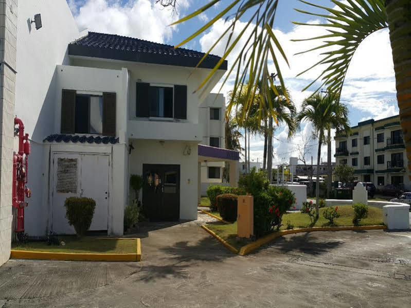 One Pacific Hotel Тамунинг Экстерьер фото